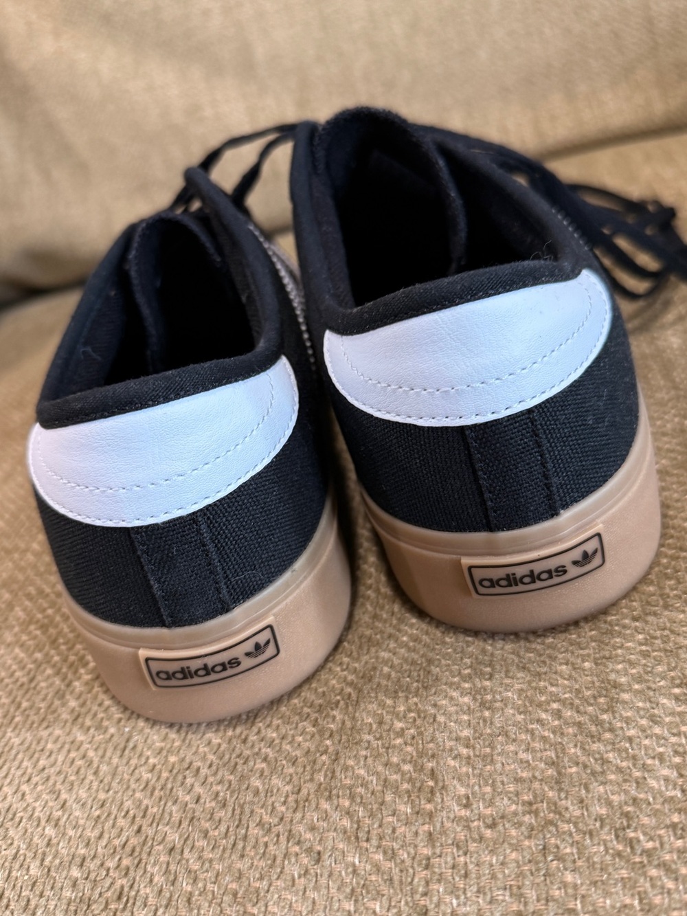 NWT adidas Men’s Black & White Sneakers with Gum Sole - Picture 5 of 7